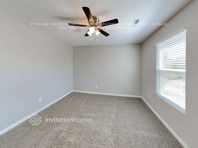 Building Photo - 9907 Paper Tree Rd