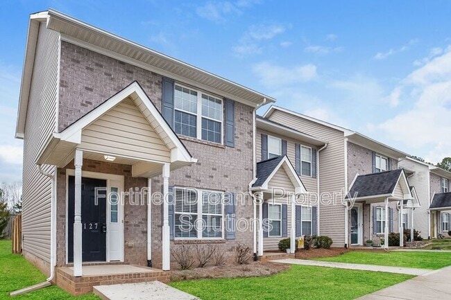 Building Photo - 4127 Bentley Dr
