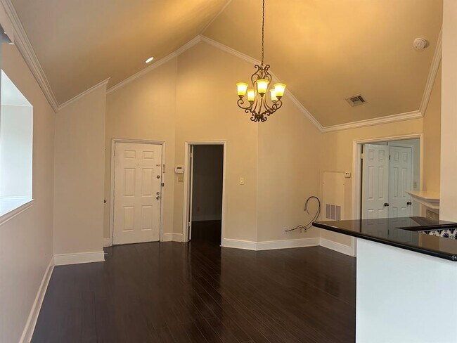 Building Photo - 2300 Old Spanish Trail