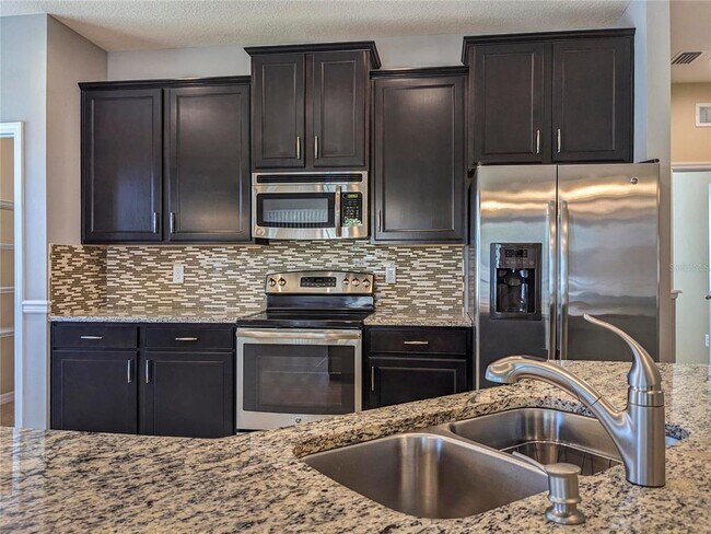 Building Photo - 3129 Oriole Dr