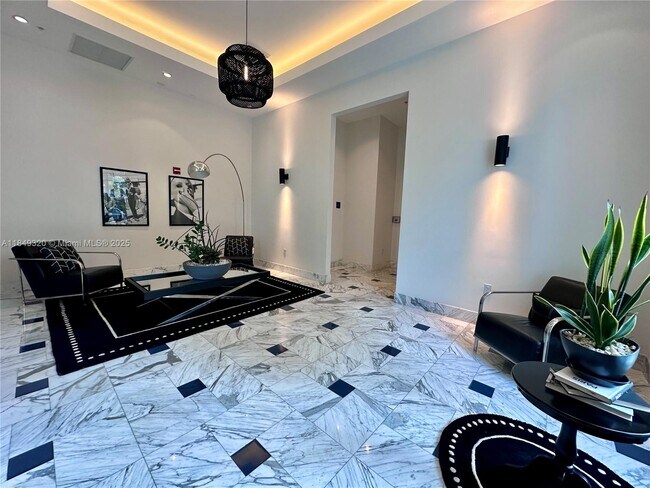 Building Photo - 2275 Biscayne Blvd Blvd