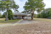 Building Photo - 315 Gardners Terrace Rd