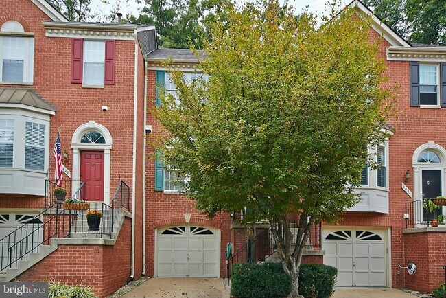 Building Photo - 1426 Park Garden Ln