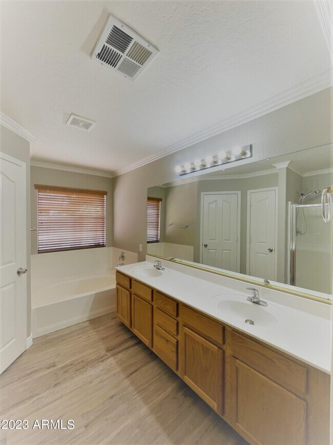 Building Photo - 3677 E Baranca Ct