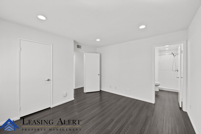 Building Photo - 18144 American Beauty Dr