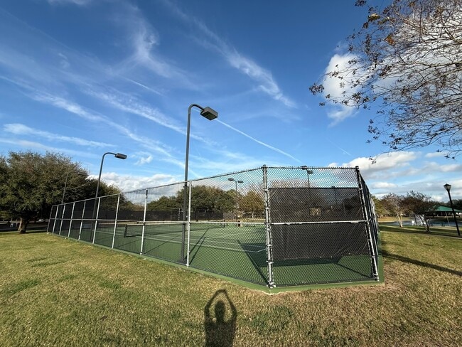 Building Photo - 14906 White Forge Ln