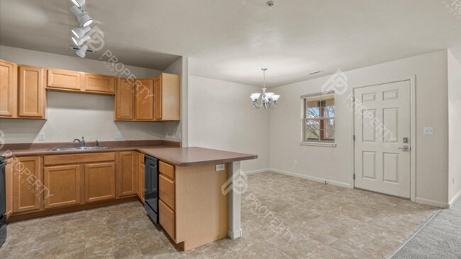 Building Photo - 3037 Coal Mine Ave