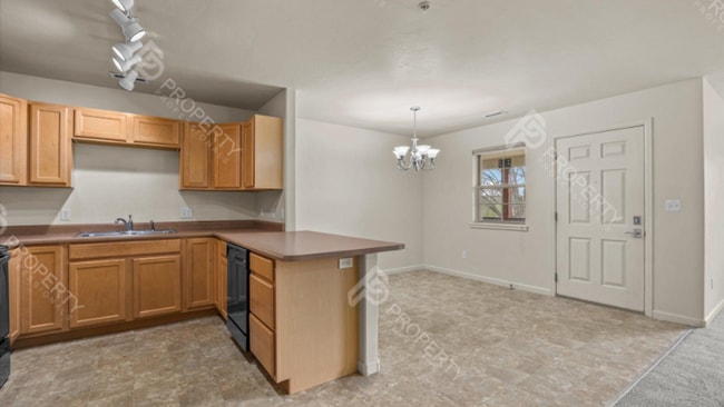 Building Photo - Two Bedroom Apartment in Rifle