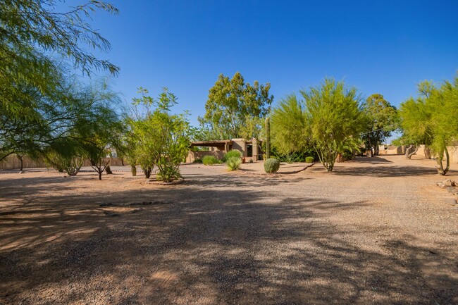 Building Photo - Cave Creek, AZ Rental Listing