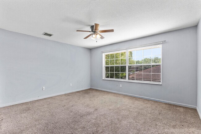 Building Photo - 13789 Yarmouth Dr