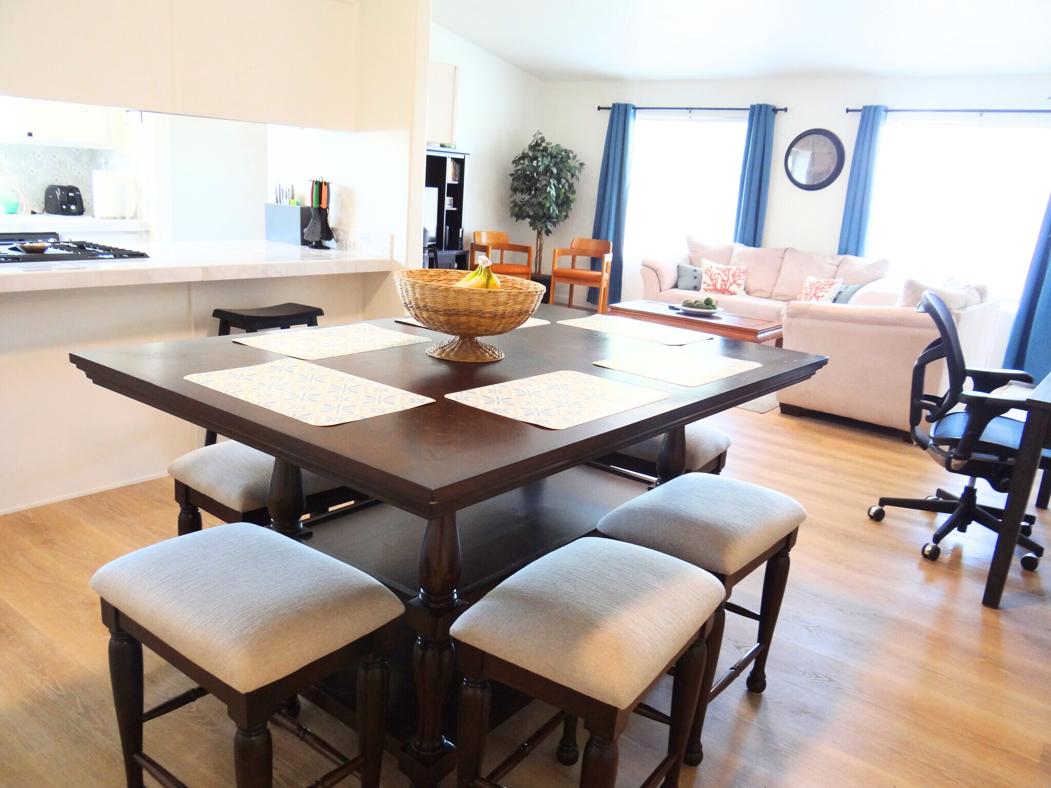 Dining/Living/Kitchen-Open concept - 8941 E 24th Ln
