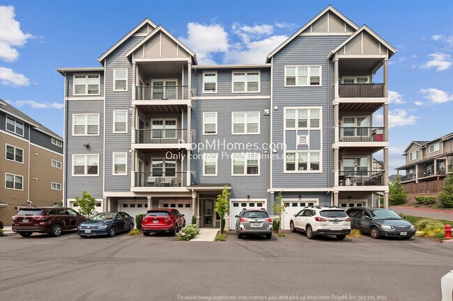 Building Photo - 17149 SW Snowdale St
