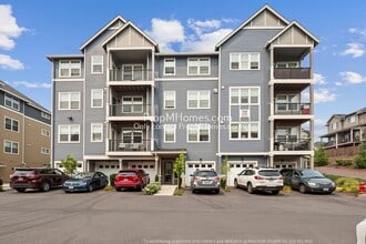 Building Photo - 17149 SW Snowdale St