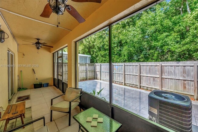 Building Photo - 1192 NE 32nd Ave