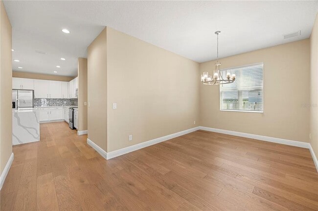 Building Photo - 2049 Heart Lk Dr