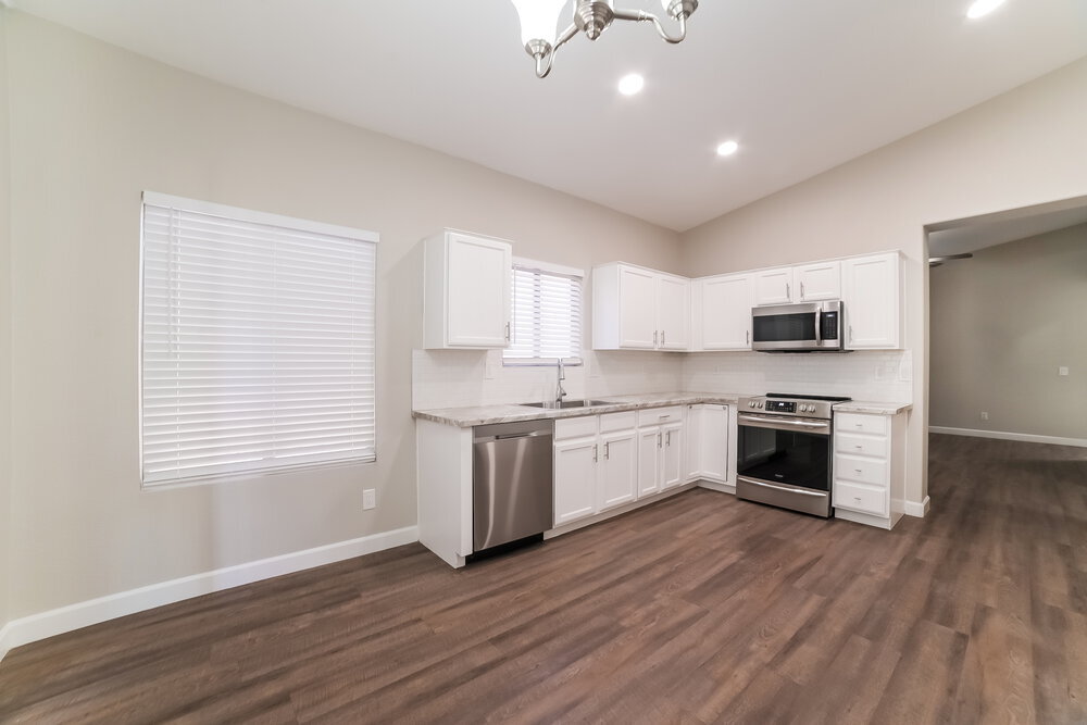 Building Photo - 947 S Tucana Ln
