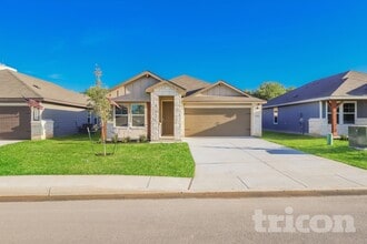 Building Photo - 13531 Emerson Wy