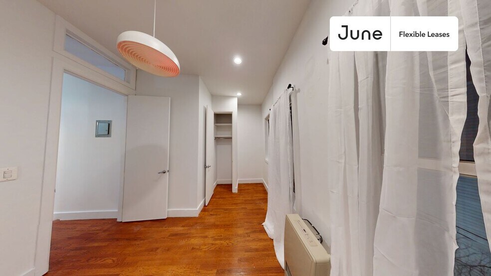 Building Photo - 255 Evergreen
