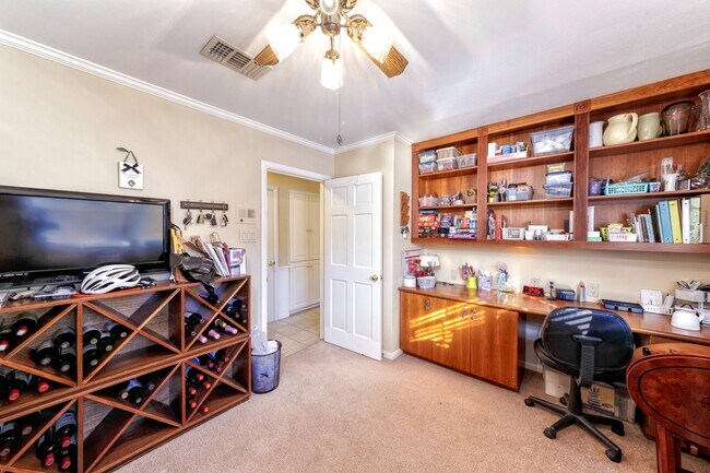 Building Photo - 11407 S Chestwood Dr