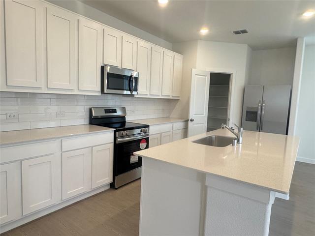 Building Photo - 5137 High Timbers Wy