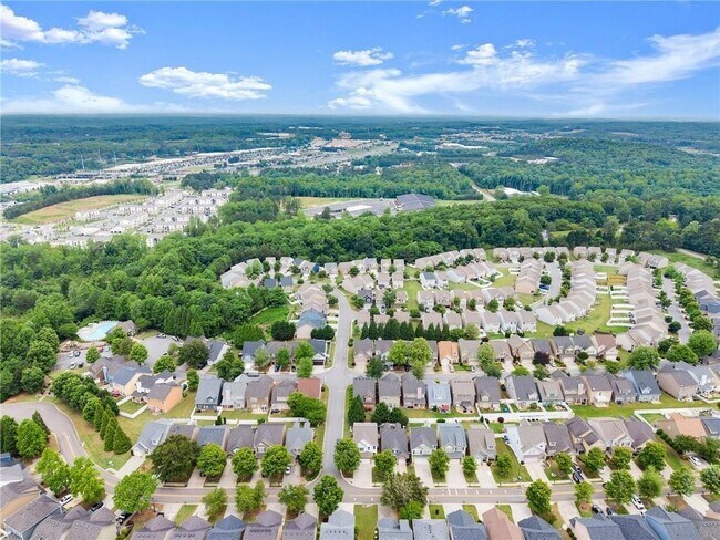 Building Photo - 124 Oakmont Dr