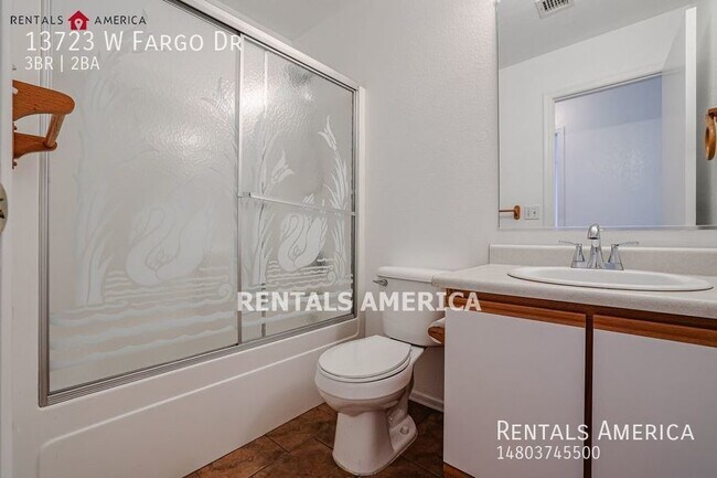 Building Photo - Charming 3BR/2BA Home in Surprise