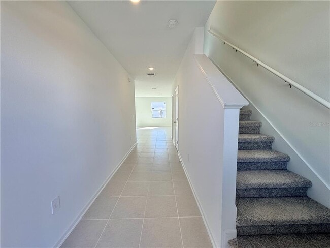 Building Photo - 3670 Hardman Dr