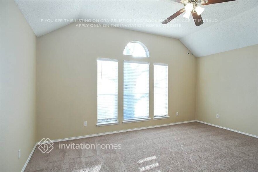 Building Photo - 1427 New Haven Dr