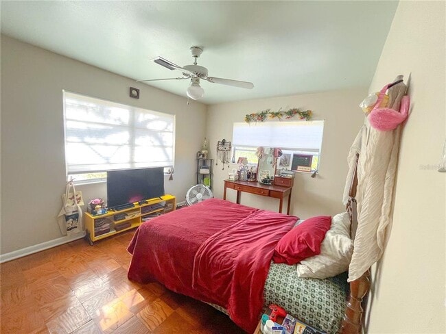 Building Photo - 4018 NW 10th Ave