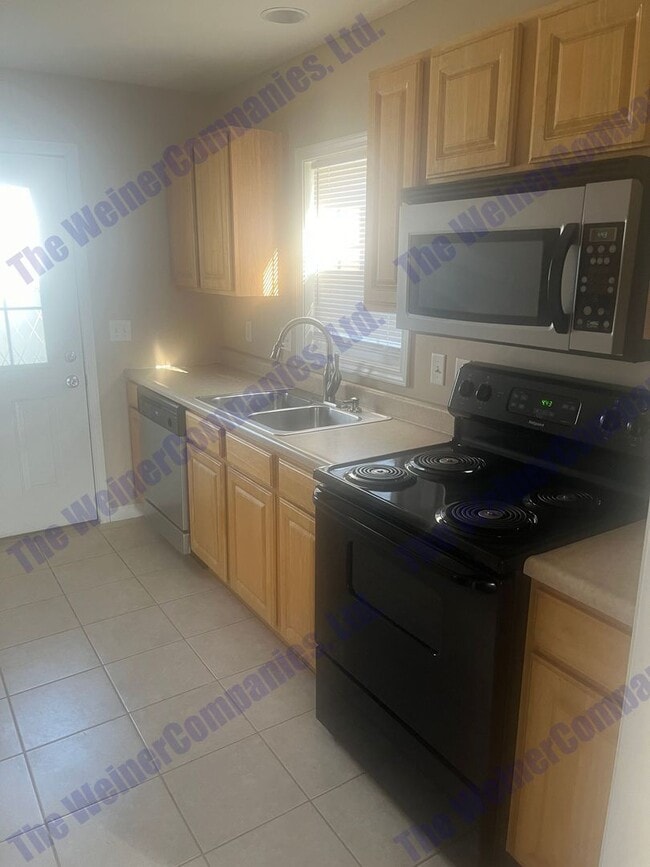 Building Photo - Available August 2026!