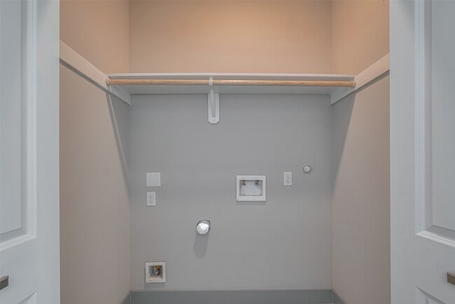 Building Photo - 2414 Sam Wilson St