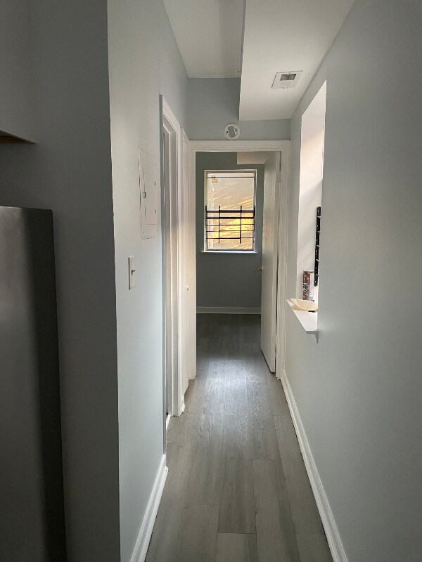 Building Photo - 1023 W Baltimore St