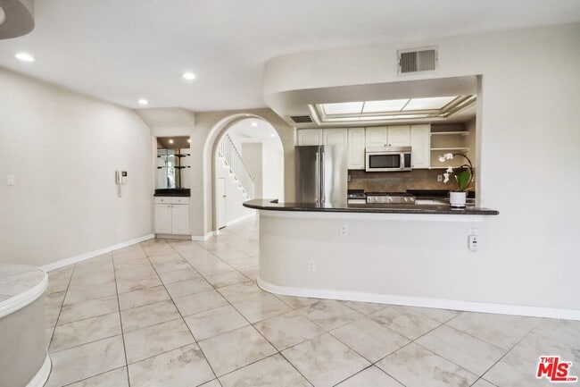 Building Photo - 12010 Texas Ave