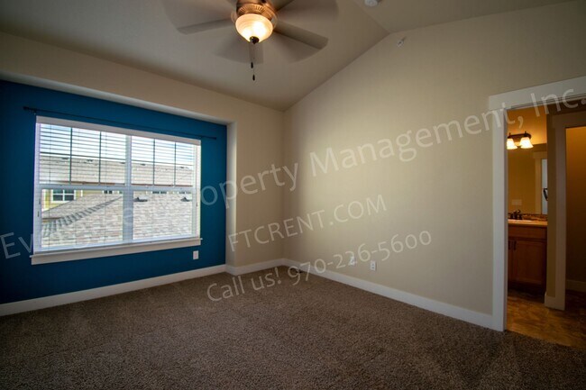 Building Photo - 5020 Cinquefoil Ln