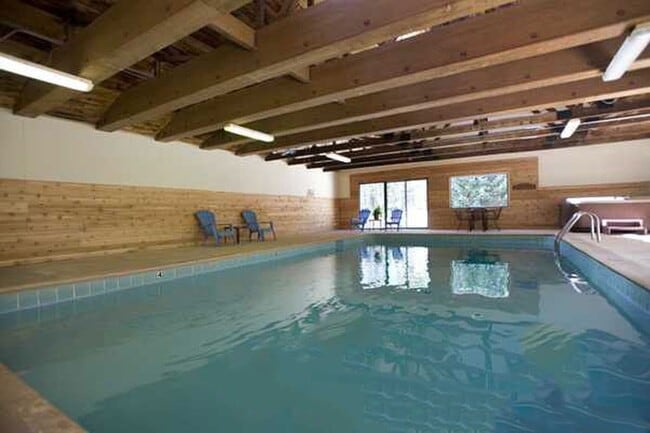 Building Photo - 2 bed, 2 bath in Breckenridge! Winter seas...