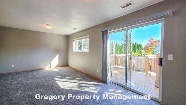 Building Photo - 7 60th Pl SE