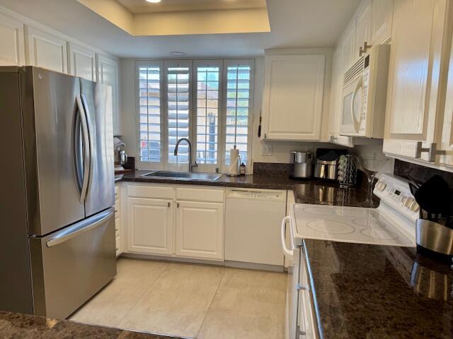 Building Photo - 6 Granada Dr