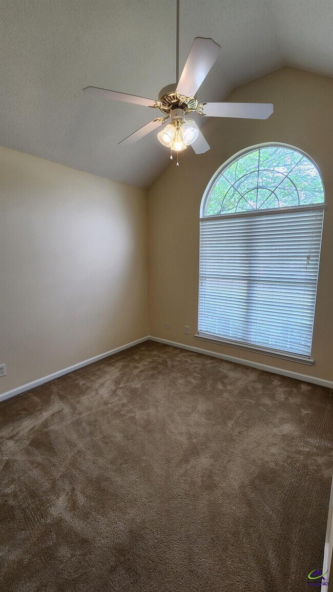 Building Photo - 109 Galaxy Ave