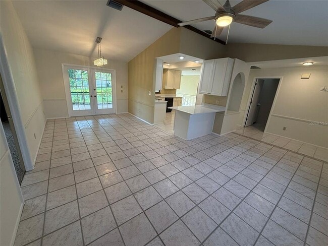 Building Photo - 4270 Ascot Dr