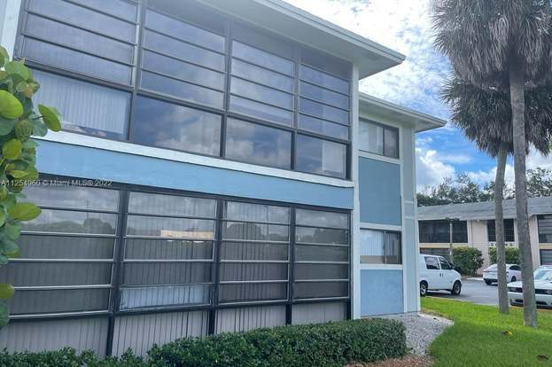 Building Photo - 9727 Hammocks Blvd