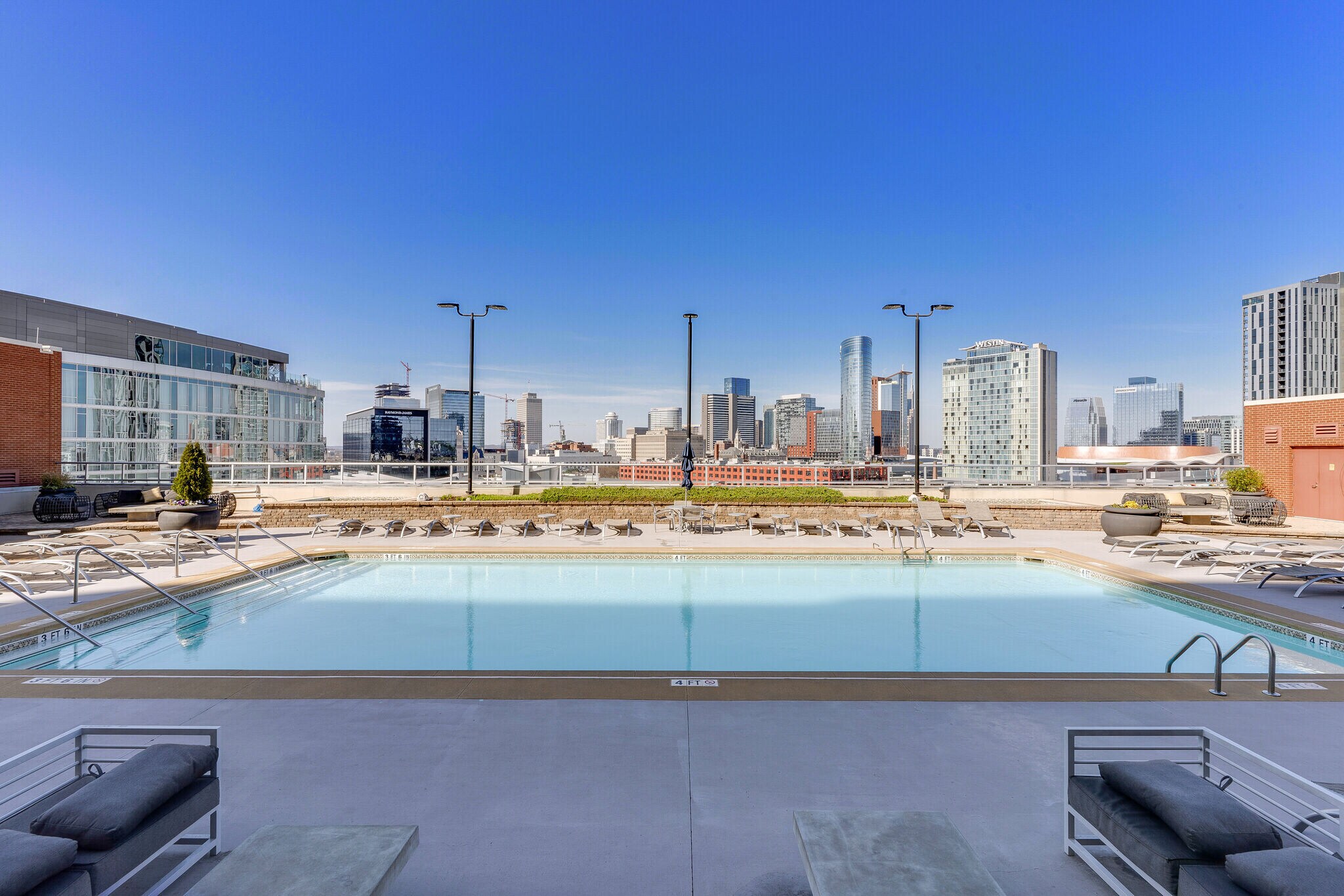 9th Floor Terrace Swimming Pool - 600 12th Ave S