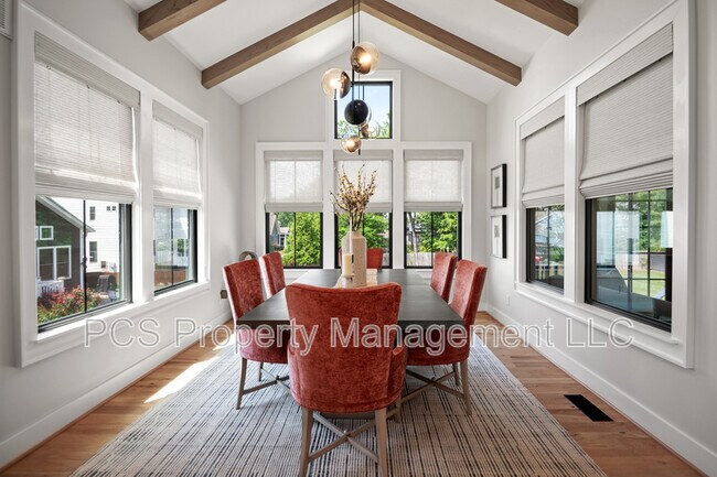Building Photo - 3618 Graythorne Dr