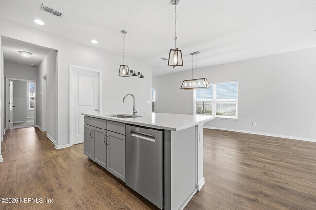 Building Photo - 321 Beale Ave