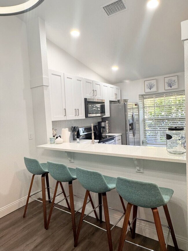 Building Photo - Welcome to Your Dream Home in the Heart of...