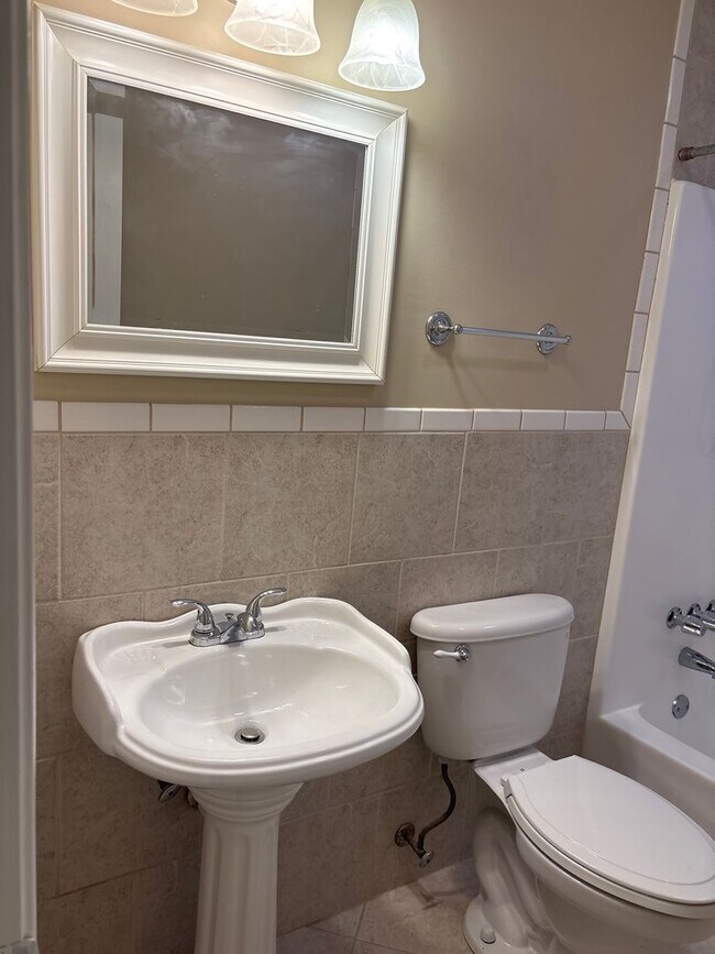 Building Photo - Spectacular