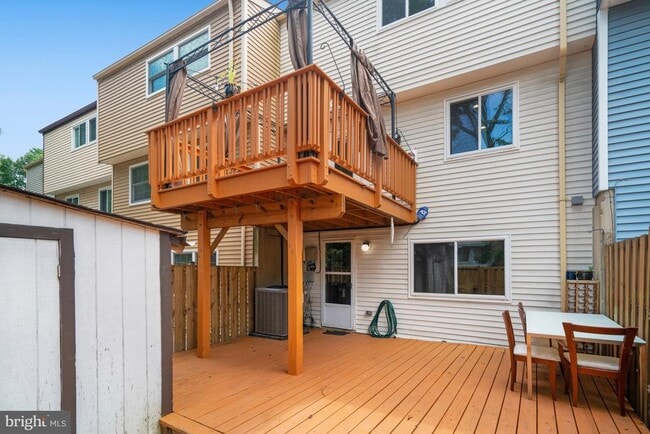 Building Photo - 5376 Harbor Ct Dr
