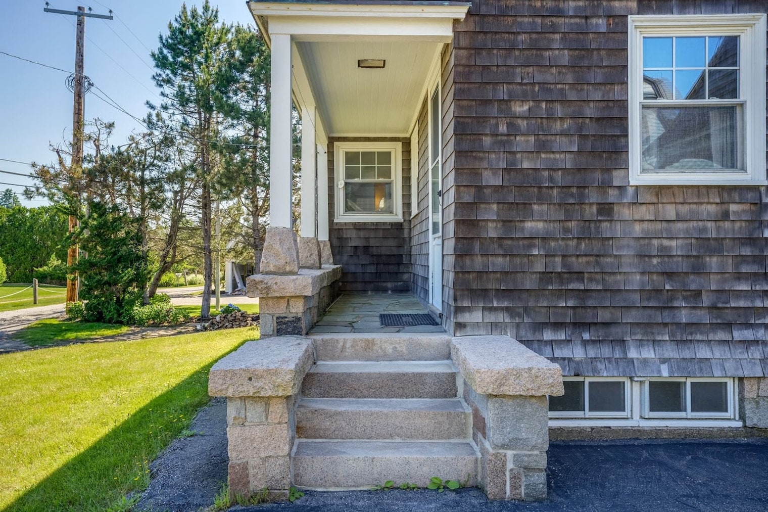 Building Photo - 93 Beach Ave