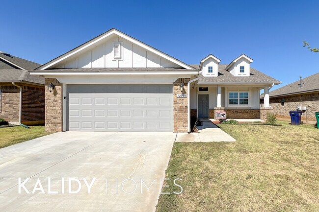 Building Photo - 12933 NW 3rd Terrace