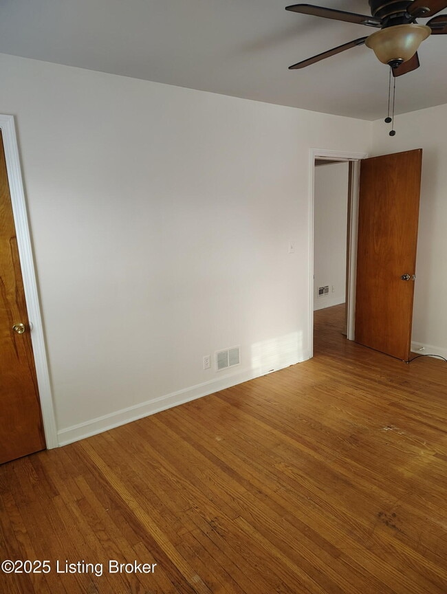 Building Photo - 4225 Norbourne Blvd