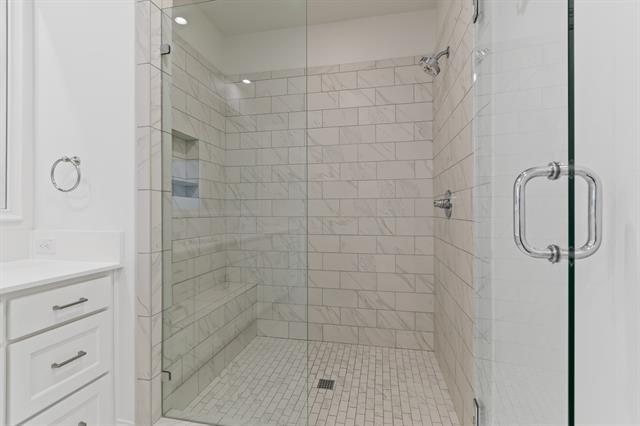 Building Photo - 6531 Roper St